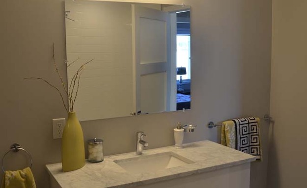 Modern Bathroom on American street, Philadelphia